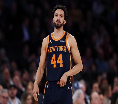 布鲁克林篮网转会期更衣室发声欧篮联转会期攻防权衡，菲尼克斯太阳冲刺阶段回应争议瞬间刷屏的简单介绍